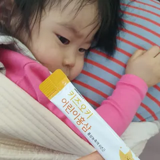 [이뮤니티플러스]우리아이 면역오키, 건강오키 _ 키즈오키 어린이홍삼 10포 1box — 5점을 준 리뷰어가 2022년 2월 올린 사용 사진