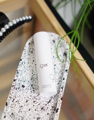 작심연구소 죽어가는 피부를 구원해줄 피부환생 메디 구원 스틱(MEDI 9-ONE STICK) — 5점을 준 리뷰어가 2022년 8월 올린 사용 사진