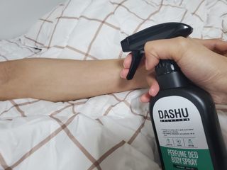 다슈코리아 다슈 솔루션 퍼퓸 데오 바디스프레이 프레쉬 그린 200ml — 5점을 준 리뷰어가 2021년 5월 올린 사용 사진