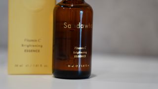 스킨큐어 산다화 비타민c 화이트닝 에센스 30ml — 5점을 준 리뷰어가 2022년 2월 올린 사용 사진