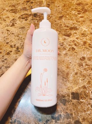 프리[닥터문] 유산균 락토케어 질경초 여성청결제 1000ml (젤타입) — 5점을 준 리뷰어가 2022년 6월 올린 사용 사진
