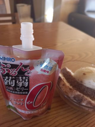 ORIHIRO 오리히로 곤약젤리 제로칼로리 130g 4종 4팩(맛별로 1팩씩) — 5점을 준 리뷰어가 2023년 1월 올린 사용 사진