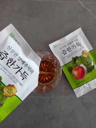 즙한가득 양배추사과즙/석류즙 30포, 선물박스 택1 — 5점을 준 리뷰어가 2022년 1월 올린 사용 사진