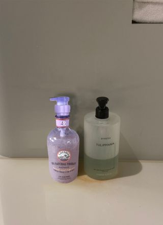 벨먼 내추럴스파 수분광채 스크럽 바디워시 600ml 5종 — 5점을 준 리뷰어가 2022년 5월 올린 사용 사진