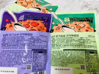 [푸딩팩토리] 요잇조잇 닭갈비 닭가슴살/김치 닭가슴살 곤약볶음밥 2종 (김치볶음밥 2개 닭갈비 볶음밥 1개) — 5점을 준 리뷰어가 2022년 8월 올린 사용 사진
