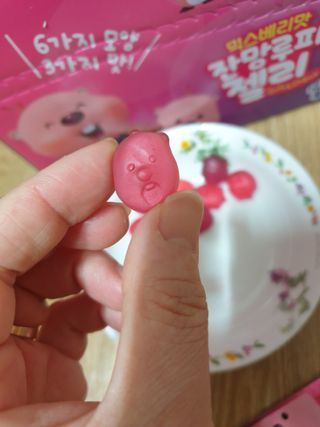 [팔도] 잔망루피젤리 믹스베리맛 42g 8개 — 5점을 준 리뷰어가 2022년 2월 올린 사용 사진