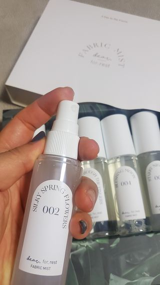 디어포레스트 [5개세트] 숲속의 하루 패브릭미스트 (섬유향수/ 룸스프레이) 50ml 5개 — 5점을 준 리뷰어가 2022년 10월 올린 사용 사진