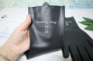 나무드 [매직싹싹] 고급형 친환경 실리콘 수세미 미끄럼방지 고무장갑 투명 1개 + 블랙 1개 캠핑용 야외 설거지 — 5점을 준 리뷰어가 2021년 9월 올린 사용 사진