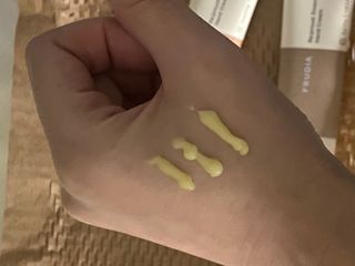 [후르디아] 끈적임 없는 착한성분 비건  핸드크림 3종 — 5점을 준 리뷰어가 2022년 12월 올린 사용 사진