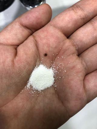 바르셀 저분자피쉬콜라겐 클랜징 파우더 화이트닝 각질제거 필링 워시 젠 90g — 5점을 준 리뷰어가 2021년 11월 올린 사용 사진