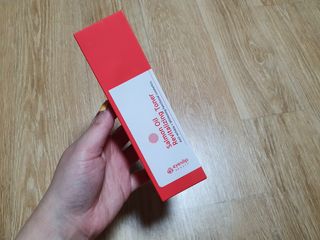 아이앤립 / EYENLIP 아이앤립 연어오일 리바이탈라이징 토너 — 5점을 준 리뷰어가 2021년 3월 올린 사용 사진