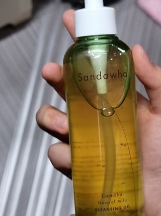 스킨큐어 산다화 순한 클렌징 동백 오일 200ml — 5점을 준 리뷰어가 2023년 3월 올린 사용 사진