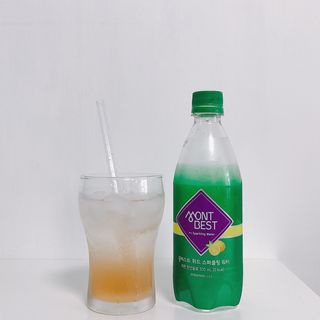 몽베스트 Montbest with Sparkling water Lemon OR Lime 20병(랜덤) — 5점을 준 리뷰어가 2022년 6월 올린 사용 사진