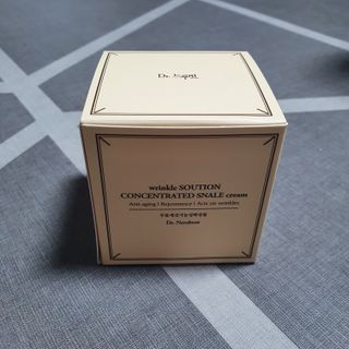 Dr.느루벗 느루벗 링클 솔루션 콘센트레이트 스네일 탄력 달팽이 크림 80g — 5점을 준 리뷰어가 2021년 4월 올린 사용 사진
