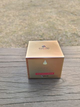 아이앤립 / EYENLIP 아이앤립 24K 골드 N 펩타이드 앰플 크림 — 5점을 준 리뷰어가 2021년 3월 올린 사용 사진