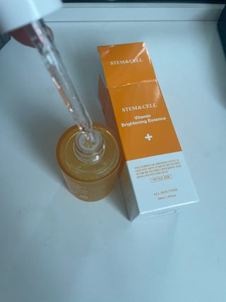 체르엠 스템앤셀 비타민 브라이트닝 에센스 30ml 1개 — 5점을 준 리뷰어가 2021년 6월 올린 사용 사진
