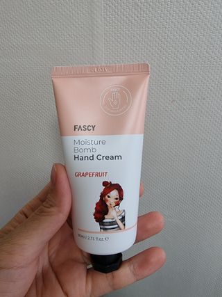 파시 FASCY 高保湿ハンドクリーム40ml+80ml セット — 5점을 준 리뷰어가 2021년 7월 올린 사용 사진
