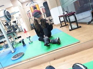 위어스세이프티 방한안전화 겨울안전화 WS-651W 위어스안전화 — 5점을 준 리뷰어가 2021년 11월 올린 사용 사진