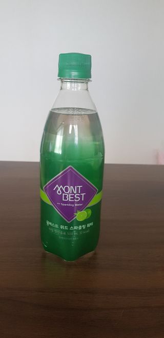 몽베스트 Montbest with Sparkling water Lime20병 — 5점을 준 리뷰어가 2022년 7월 올린 사용 사진
