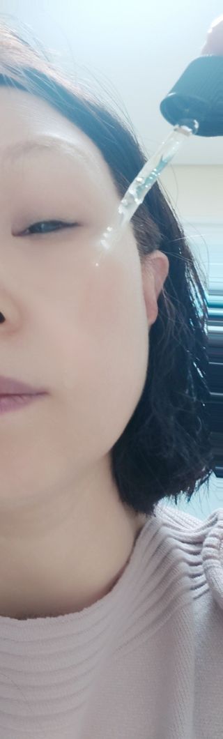 이매지스트 비바 비타민C 세럼 시카 미백 색소침착 앰플 — 4점을 준 리뷰어가 2022년 12월 올린 사용 사진