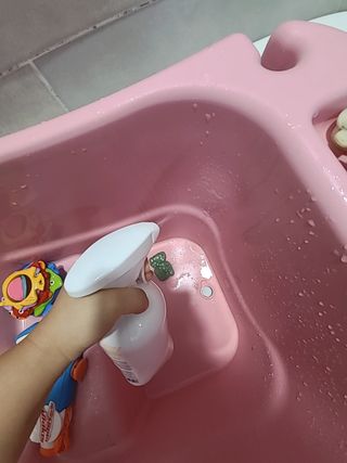 에티튜드 천연 데일리 욕조 클리너 EWG 그린 욕조세제 저자극 하이포알러제닉 친환경 비건 — 5점을 준 리뷰어가 2022년 8월 올린 사용 사진