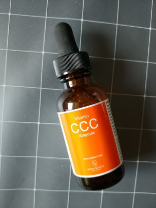 더마 사이언스 비타민 CCC 앰플 기미 브라이트닝 세럼 30ml — 5점을 준 리뷰어가 2021년 8월 올린 사용 사진