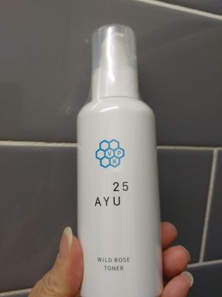 AYU25[아유트웬티파이브] 피부건강에 꼭 필요한 pH 약산성 와일드 로즈토너 — 5점을 준 리뷰어가 2021년 3월 올린 사용 사진
