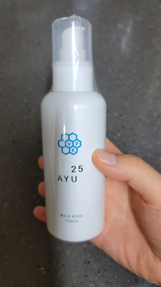 AYU25[아유트웬티파이브] 피부건강에 꼭 필요한 pH 약산성 와일드 로즈토너 — 5점을 준 리뷰어가 2021년 5월 올린 사용 사진