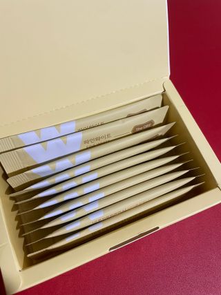 디오르 파인화이트 — 5점을 준 리뷰어가 2022년 3월 올린 사용 사진