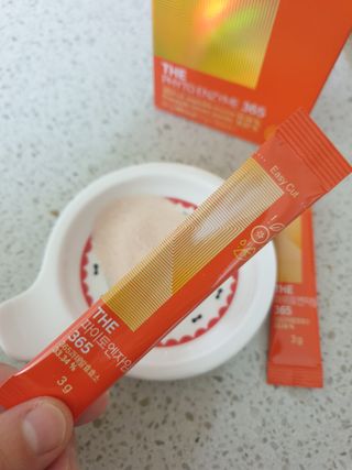 [닥터루템]맛있는 파인애플맛 과채효소 THE파이토엔자임365 1box (30포) — 5점을 준 리뷰어가 2022년 10월 올린 사용 사진