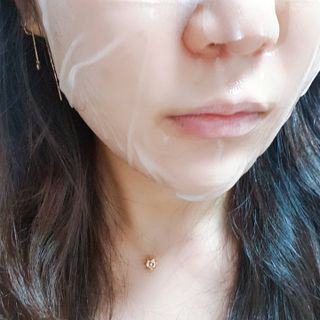 코드네이처 비아미 비타 화이트닝 앰플 과 마스크[5장] — 5점을 준 리뷰어가 2021년 9월 올린 사용 사진