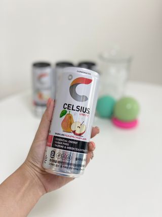 셀시어스 오리지널 325ml 에너지 비타민 피트니스 드링크(24can) 다이어트 음료 — 4.5점을 준 리뷰어가 2022년 5월 올린 사용 사진