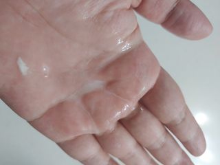 [유니자르] 엘라스틴 저분자 콜라겐95 + 칼라민 100 — 5점을 준 리뷰어가 2021년 11월 올린 사용 사진