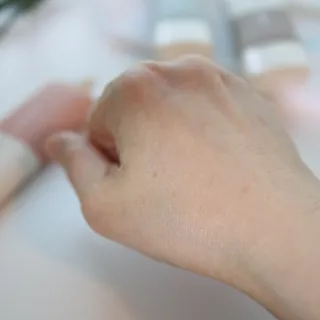 [후르디아] 끈적임 없는 착한성분 비건  핸드크림 3종 — 5점을 준 리뷰어가 2023년 1월 올린 사용 사진