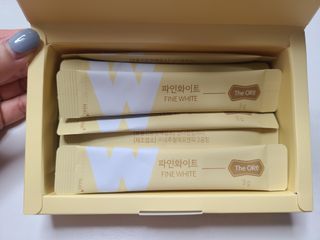 디오르 파인화이트 — 5점을 준 리뷰어가 2022년 3월 올린 사용 사진