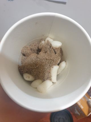유비쿡 컵떡볶이 매운컵떡볶이2개/ 짜장컵떡볶이 2개  총 4개세트 — 5점을 준 리뷰어가 2021년 2월 올린 사용 사진