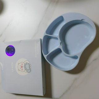 유비맘 캐릭터 실리콘 흡착 식판_색상 랜덤발송 — 5점을 준 리뷰어가 2021년 1월 올린 사용 사진