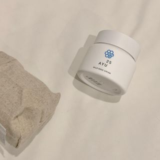 AYU25[아유트웬티파이브]다마스크로즈워터 베이스 천연 수분 촉촉 크림 — 4점을 준 리뷰어가 2021년 3월 올린 사용 사진