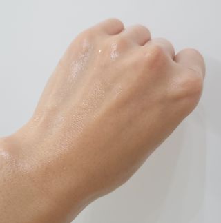 로우퀘스트 베리어 인핸싱 토너투에센스 200ml — 5점을 준 리뷰어가 2023년 10월 올린 사용 사진