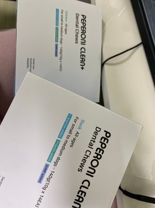 페페로니 2종 세트 클린플러스 덴탈껌 치킨+덕 — 5점을 준 리뷰어가 2021년 7월 올린 사용 사진