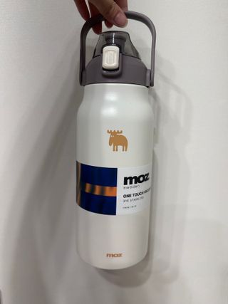 모즈스웨덴 MOZ 스웨덴 316 스텐 대용량 원터치 손잡이 보냉보온병 — 5점을 준 리뷰어가 2023년 8월 올린 사용 사진