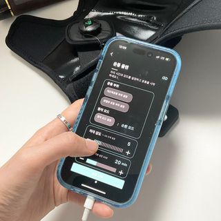 미라클헬스케어 부위별 EMS 저주파 마사지기 5종 — 4.5점을 준 리뷰어가 2023년 3월 올린 사용 사진