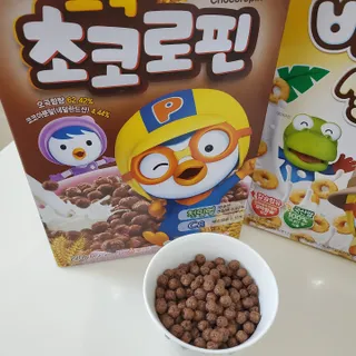 씨알푸드 뽀로로 시리얼 3종 — 5점을 준 리뷰어가 2022년 2월 올린 사용 사진