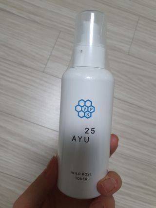 AYU25[아유트웬티파이브] 피부건강에 꼭 필요한 pH 약산성 와일드 로즈토너 — 5점을 준 리뷰어가 2021년 4월 올린 사용 사진