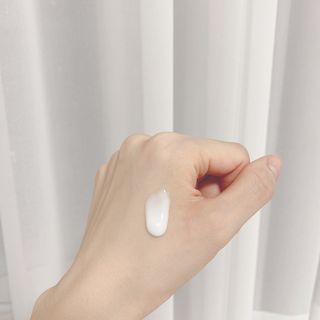 줄라이 모닝 _ JULY MORNING 줄라이모닝 하이드레이팅 퍼퓸드 바디앤핸드 에멀젼 — 5점을 준 리뷰어가 2021년 8월 올린 사용 사진
