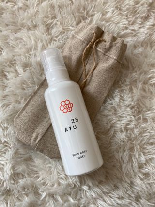 AYU25[아유트웬티파이브] 피부건강에 꼭 필요한 pH 약산성 와일드 로즈토너 — 5점을 준 리뷰어가 2021년 5월 올린 사용 사진