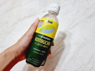 더그레잇티 콤부차 300ml *12개입 (오리지널 6개+베리리치 6개) — 5점을 준 리뷰어가 2022년 7월 올린 사용 사진