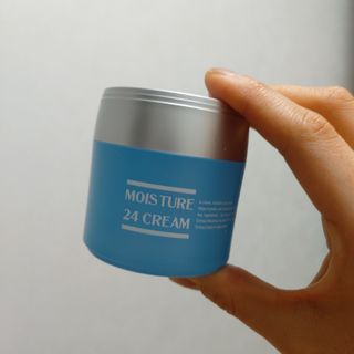 Dr.느루벗 느루벗 모이스쳐 24 크림 — 3.5점을 준 리뷰어가 2021년 1월 올린 사용 사진