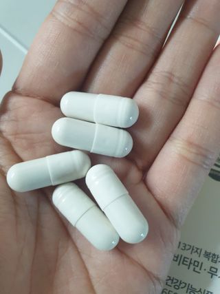 프리마인 성큼다가온 봄, 이너뷰티를 챙겨야 피부도 화사하게, 컨디션도 활기차게. 흡수율을 높인 고효율 비타민. — 5점을 준 리뷰어가 2022년 4월 올린 사용 사진