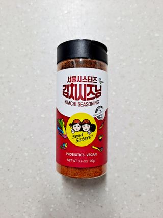 [서울시스터즈] 김치시즈닝 국내 최초 뿌려먹는 김치파우더 100g 1개+ 신제품 김치스낵 90g 2개 — 5점을 준 리뷰어가 2021년 8월 올린 사용 사진